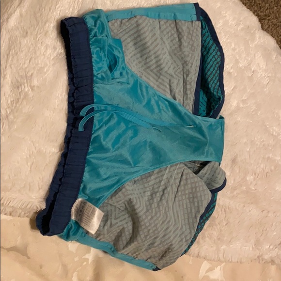 Adidas workout shorts - Picture 5 of 5